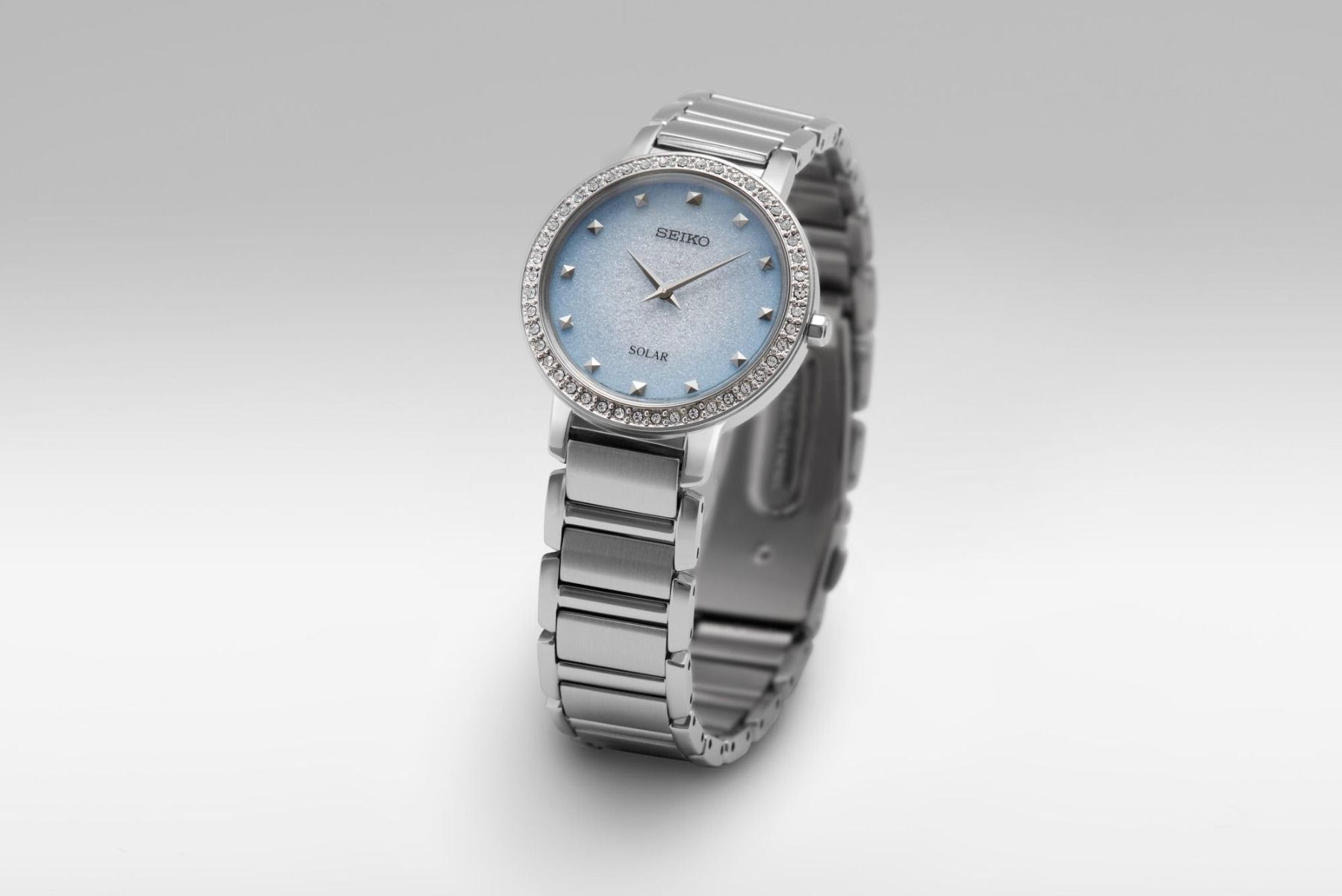 Seiko 30mm Classic SUP447P1 Seiko 30mm Classic SUP447P1