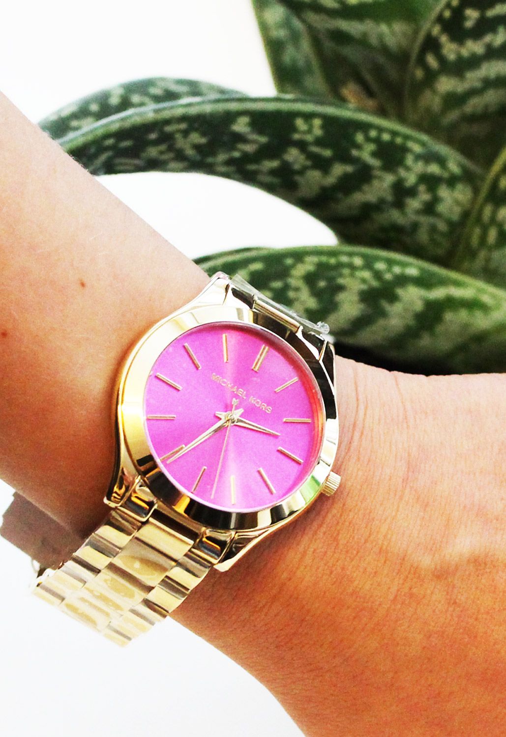 Pink and gold on sale michael kors watch