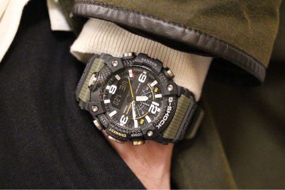 Buy your diver watch at Watchia.com   Great selection!